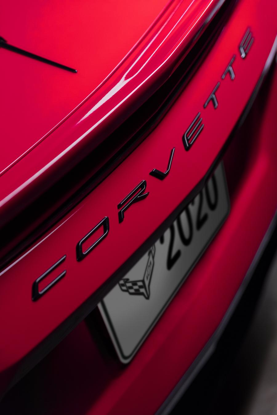 Логотип Chevrolet Corvette Stingray Z51 (C8) 2019 года  (NA) (фото 28 из 77)
